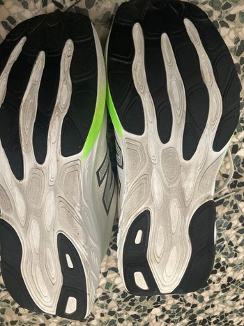 Used New Balance 880 v15 2025 bike — image 4 of 4