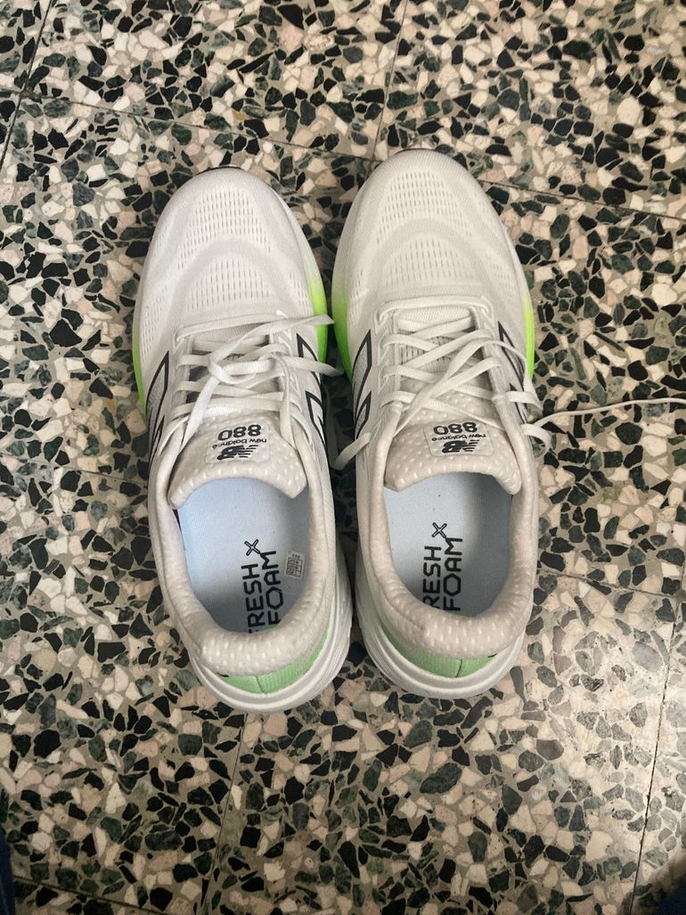 Used New Balance 880 v15 2025 bike — image 1 of 4