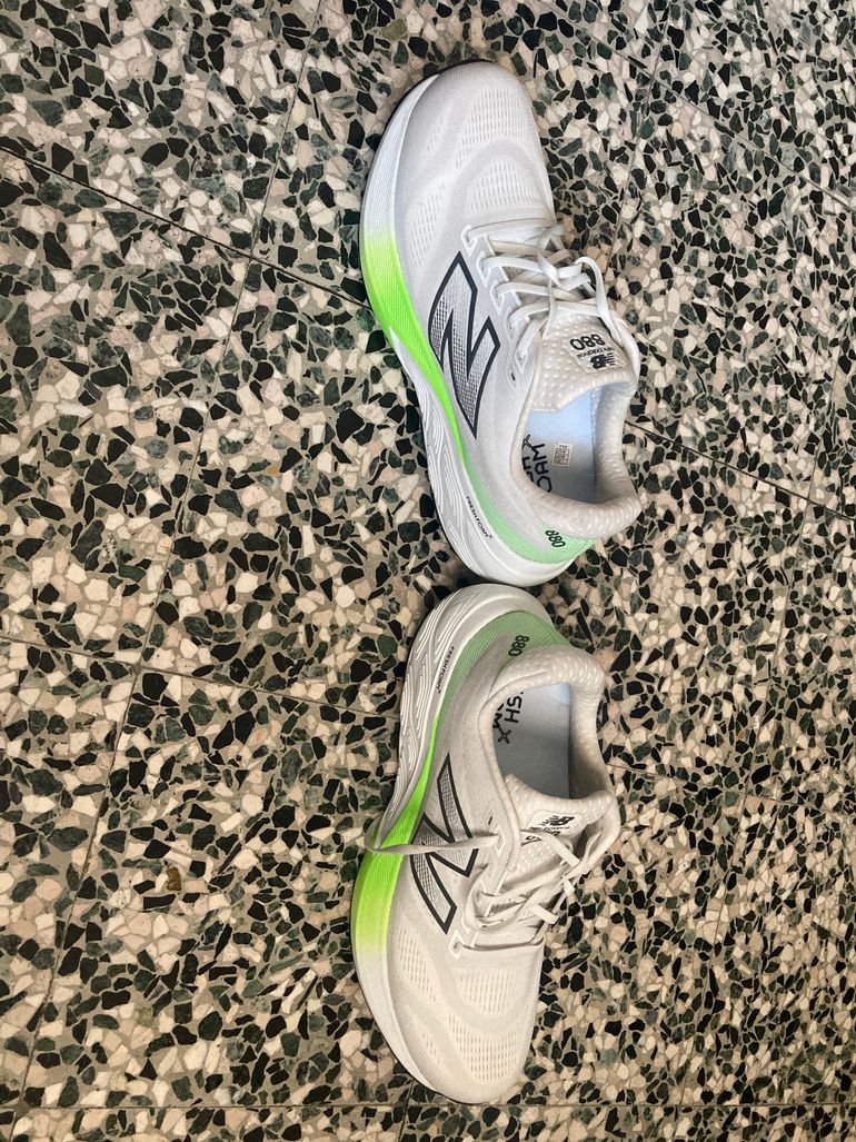 Used New Balance 880 v15 2025 bike — image 3 of 4