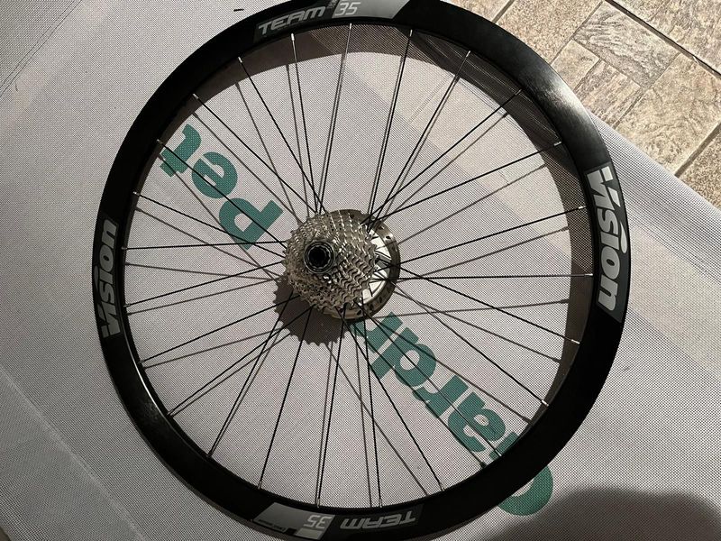 Używany Vision Team 35 Disc Wheelset bike — zdjęcie 1 z 3