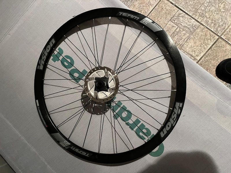 Używany Vision Team 35 Disc Wheelset bike — zdjęcie 2 z 3