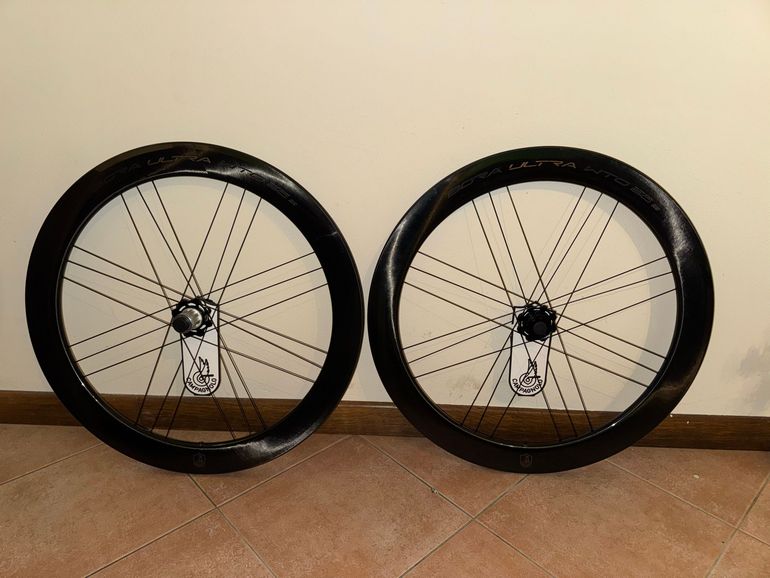 Used Campagnolo Bora Ultra WTO 60 C19 Disc Brake Wheelset 2023 bike — image 4 of 6