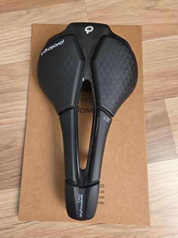Used Prologo M5 Scratch Wide Saddle bike