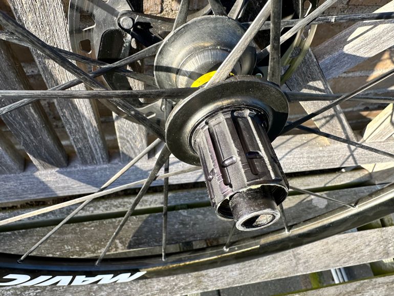 Used Mavic Ultimate 45 Disc 2024 bike — image 7 of 8