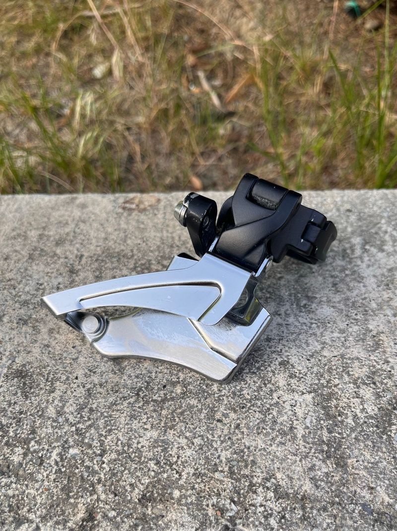 Microshift Marvo 9s Drivetrain & Pedals d'occasion