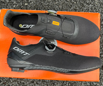 Used Dmt KR1 Chaussures route carbone performance neuves bike — image 2 of 4