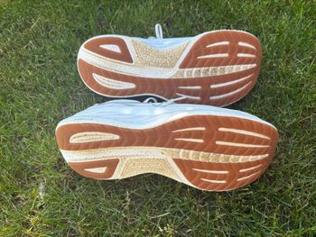 Used Saucony Ride 18 bike — image 2 of 6