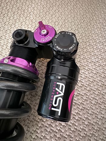 Used FAST Suspension Fenix 2.0 Enduro Shock 2026 bike — image 4 of 10