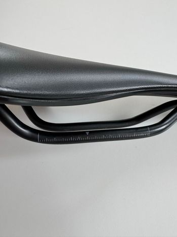 Used Fizik Antares R5 Versus Evo Saddle 2024 bike — image 6 of 7