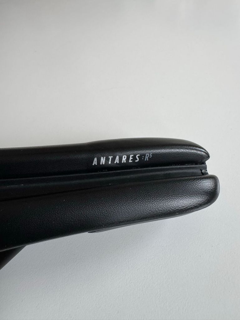 Used Fizik Antares R5 Versus Evo Saddle 2024 bike — image 4 of 7