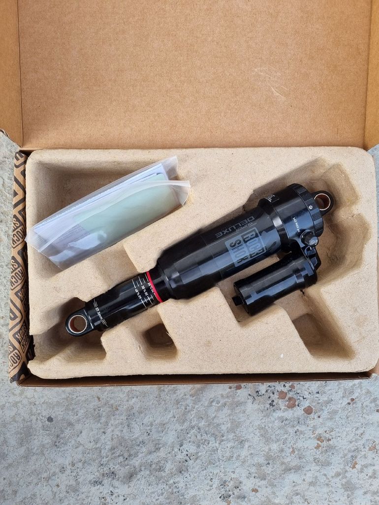 Used RockShox Super Deluxe Select 2024 bike — image 1 of 5