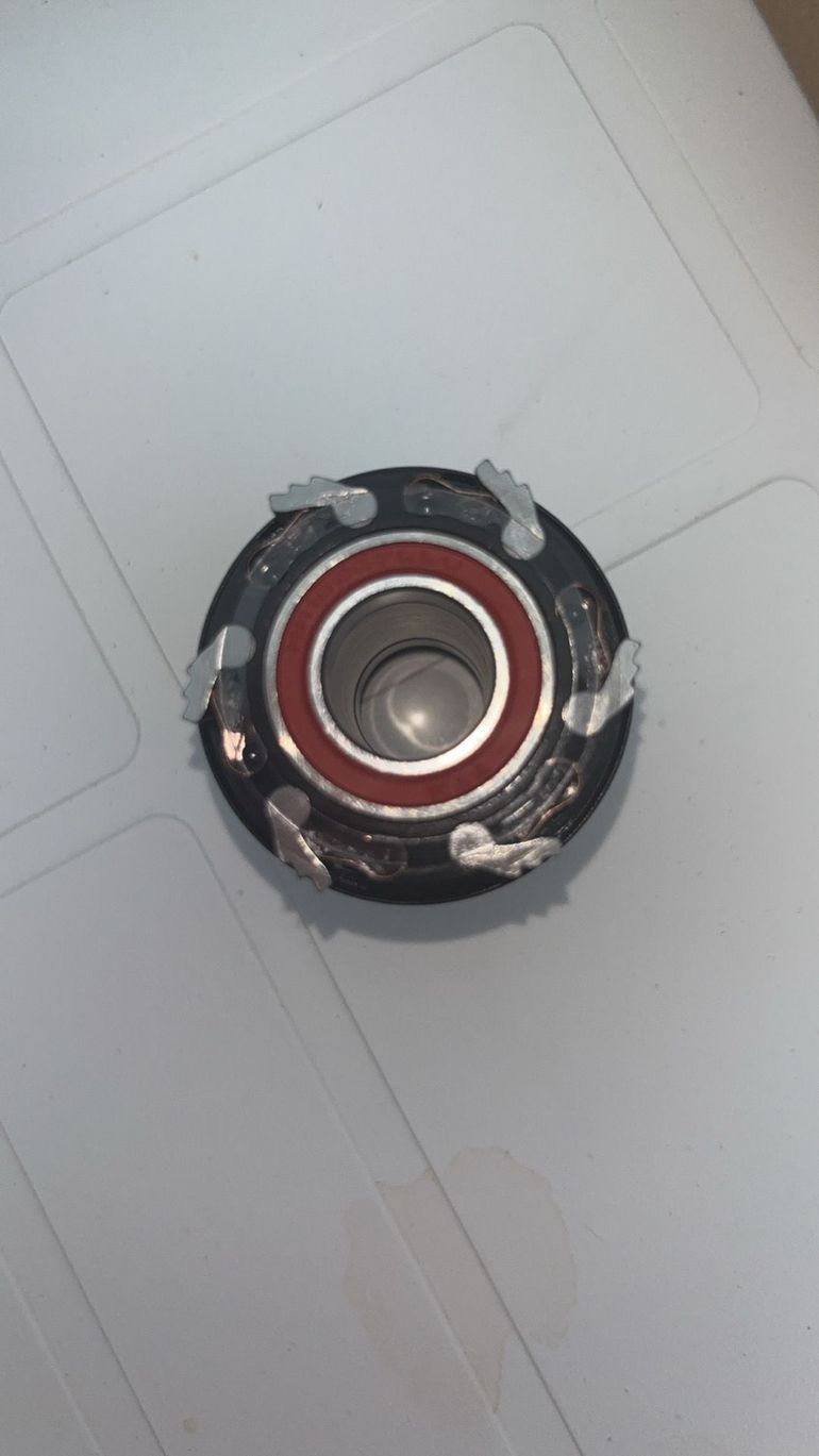 Used hssns PRO7 VTT Hub bike — image 3 of 5
