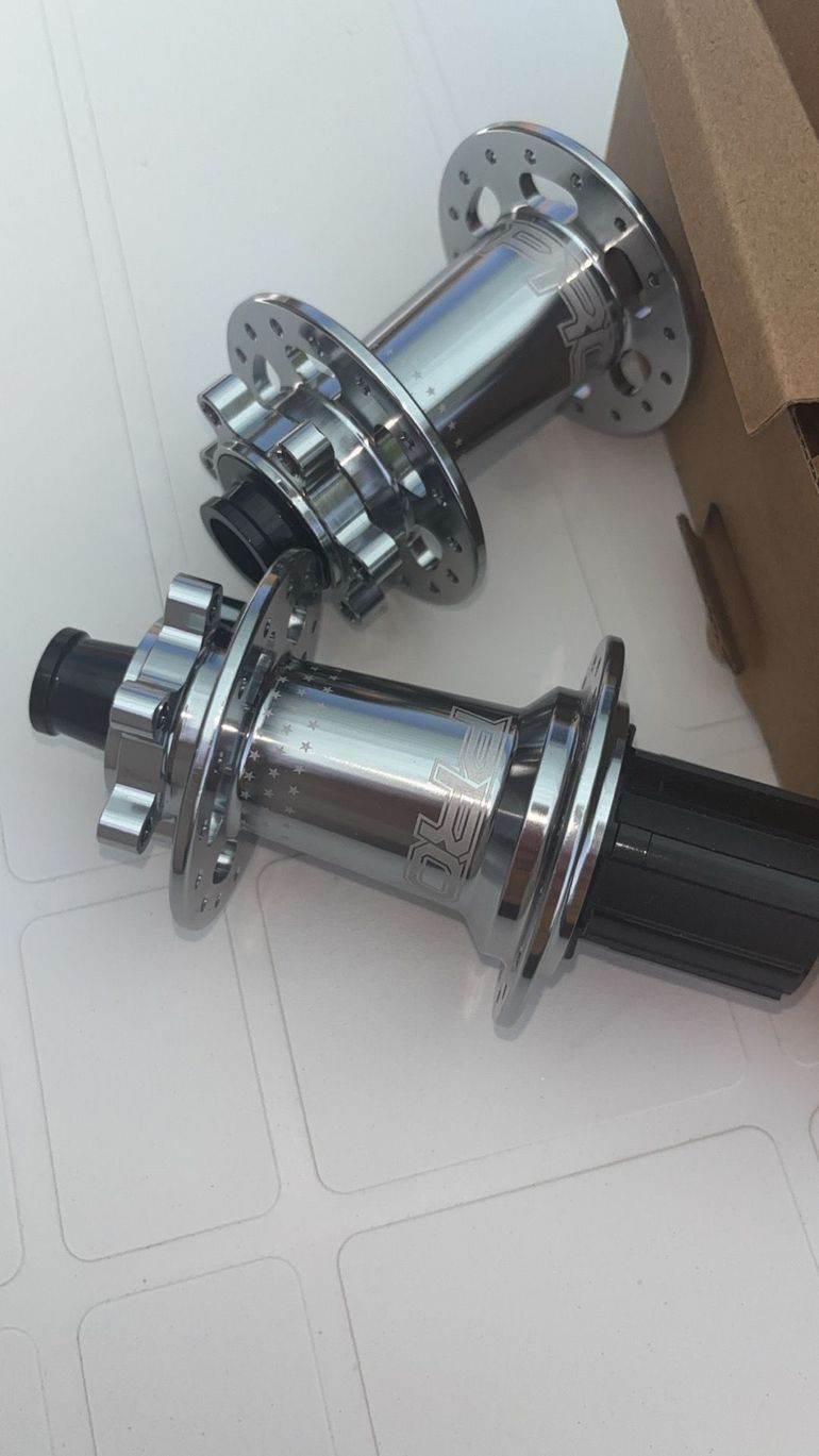 Used hssns PRO7 VTT Hub bike — image 1 of 5