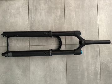 Used Fox 36 Fork 2025 bike — image 2 of 4