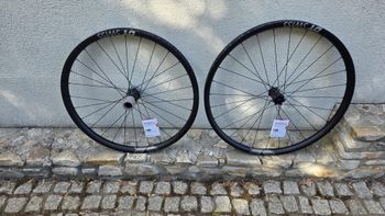 Used Dt Swiss HXC 1700 HYBRID 2026 bike — image 2 of 10