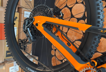 Used Dt Swiss HXC 1700 HYBRID 2026 bike — image 9 of 10