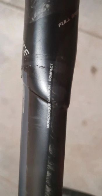 Used Fsa Carbon Handlebar bike — image 5 of 6