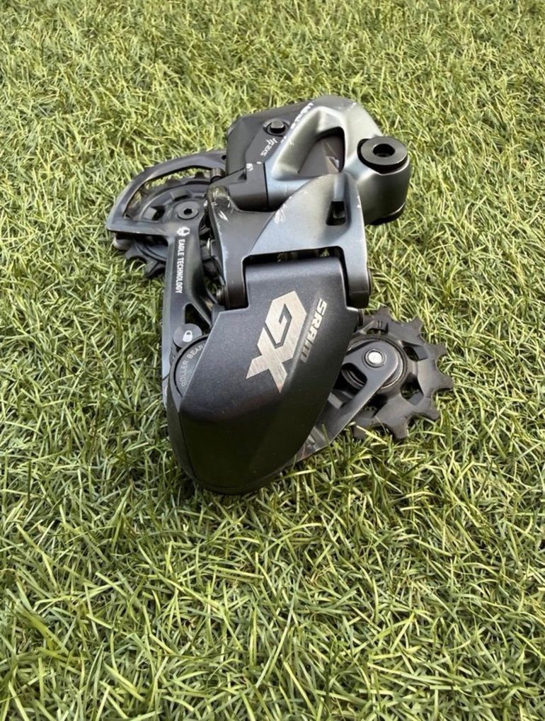 Used Sram GX Axs 12V 2025 bike — image 3 of 9