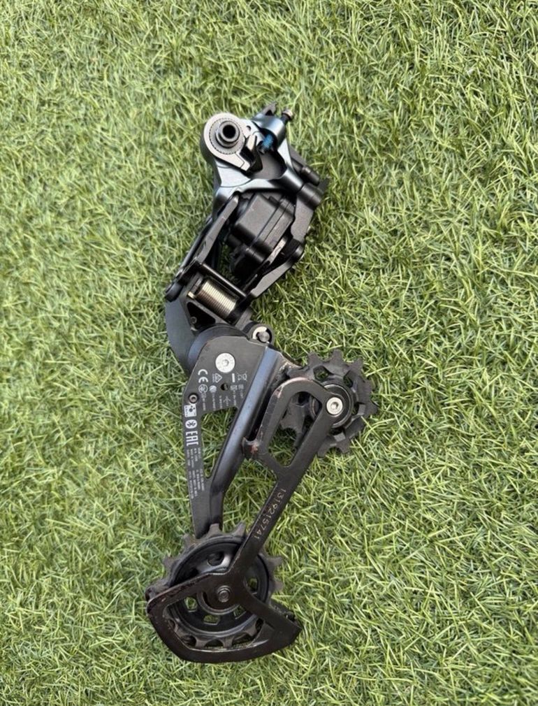 Used Sram GX Axs 12V 2025 bike — image 6 of 9