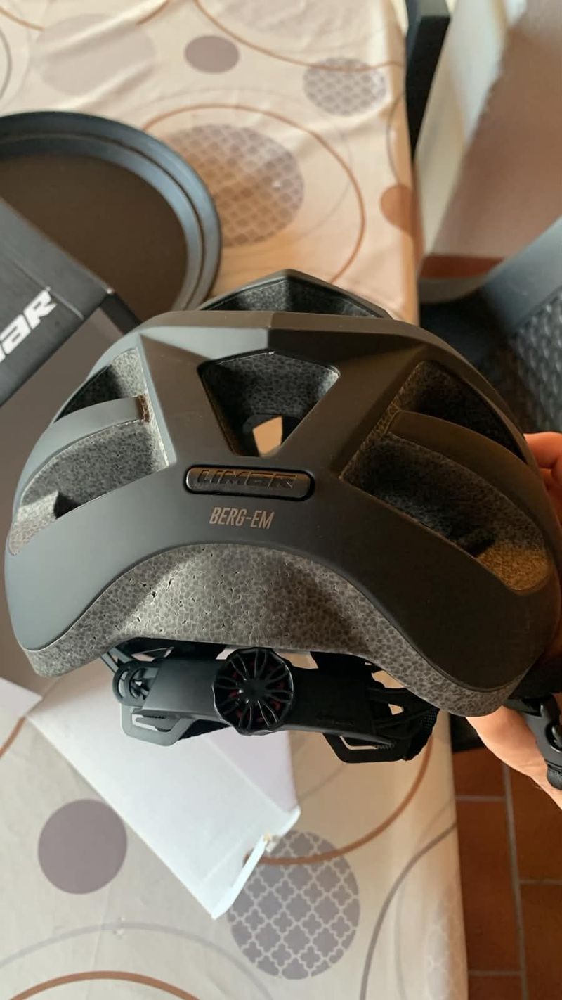 Used Limar Berg-Em Helmet 2025 bike — image 5 of 6