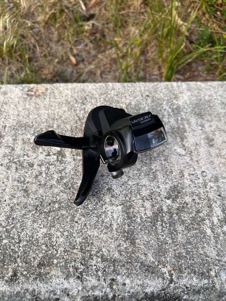 Used Shimano Acera 2s bike — image 2 of 9