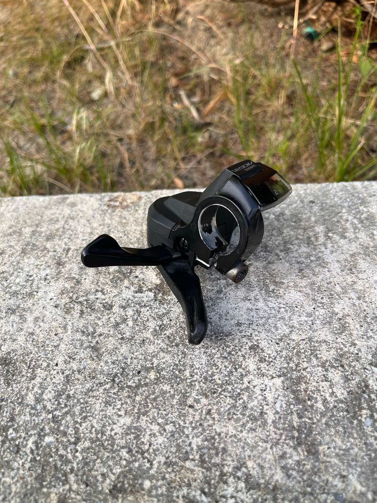 Used Shimano Acera 2s bike — image 6 of 9