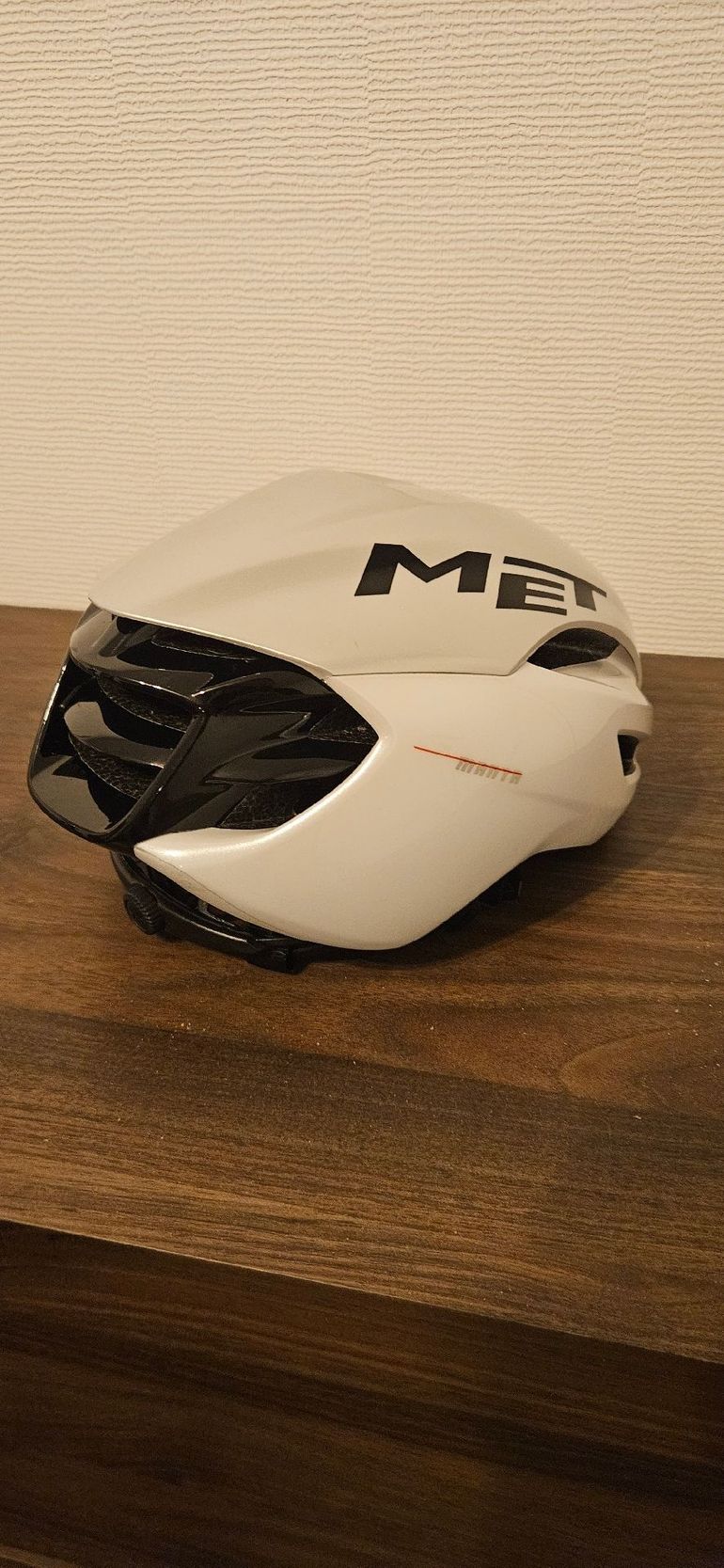 Used MET manta bike — image 2 of 4
