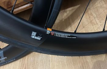 Used Velomann Plutonium 50 Disc CL Carbon Wheelset 2026 bike — image 6 of 7