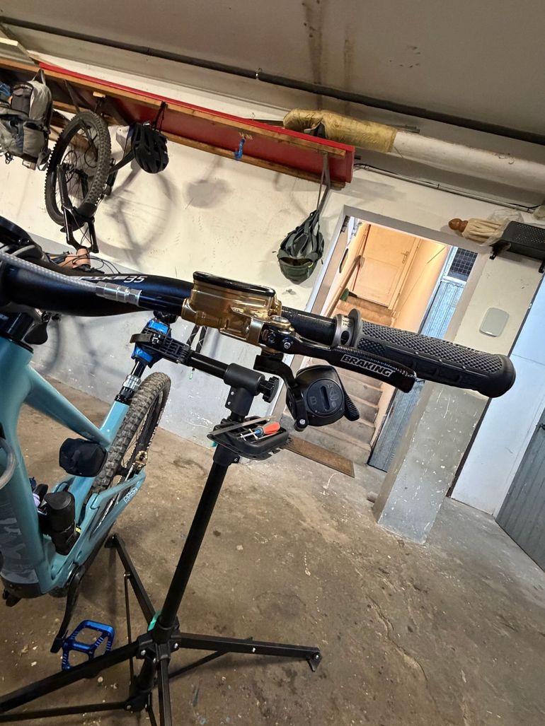 Used Braking F.I.R.S.T. Brake System 2023 bike — image 6 of 9