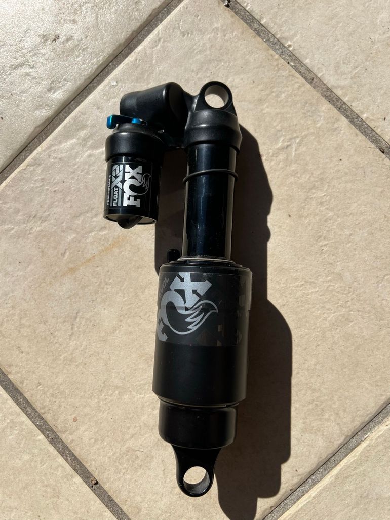 Used Fox X2 230x62.5 bike — image 1 of 3
