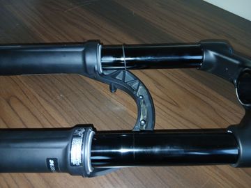Used Fox 34 Performance Elite Fork 2023 bike — image 4 of 10