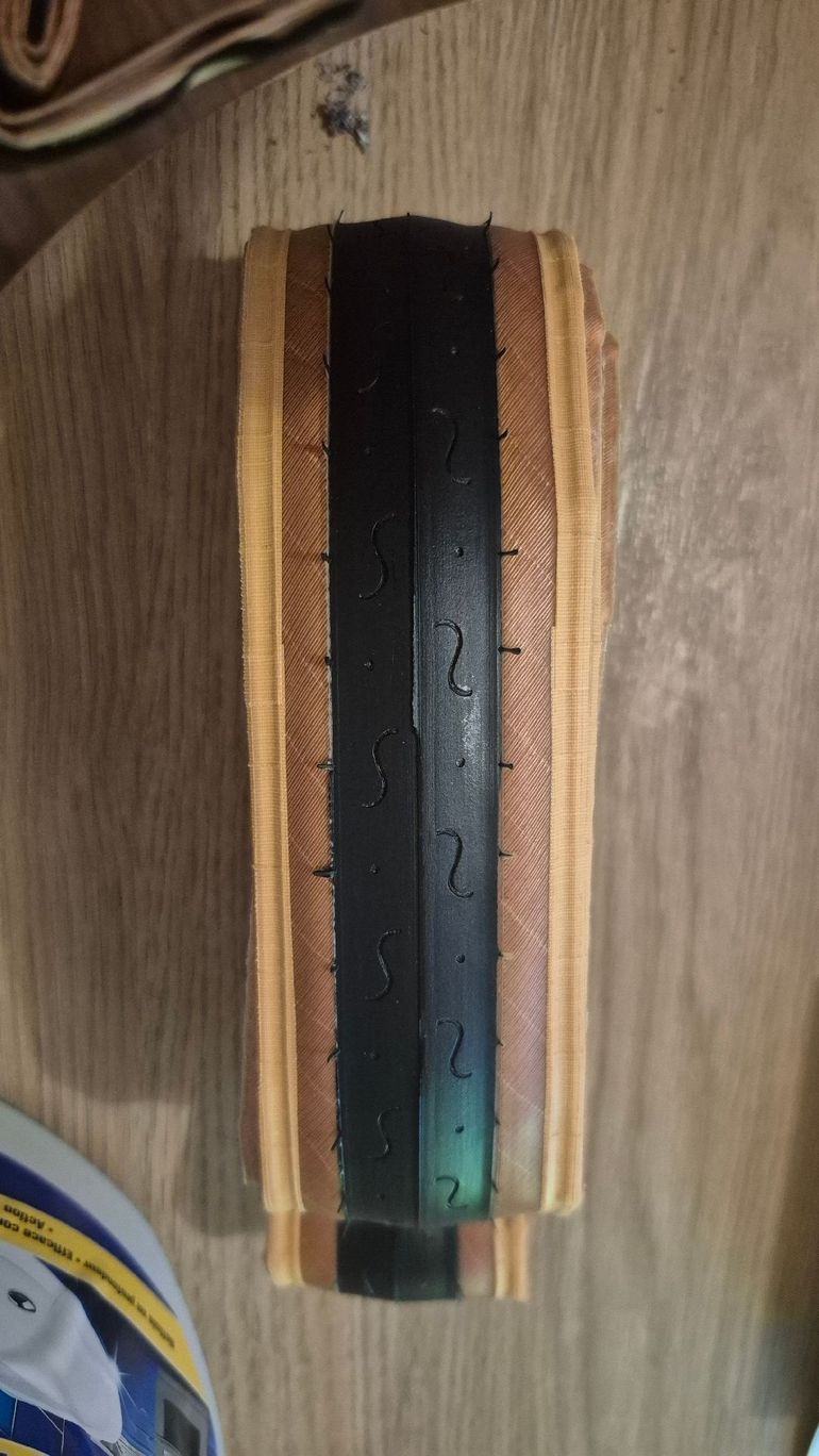 Used Michelin TS 20 700x20C / 20-622 bike — image 3 of 3