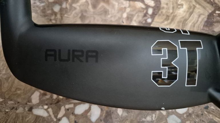 Used 3T Aura Pro Carbon TT Triathlon Aero Base Bar Handlebar Stealth 42cm bike — image 7 of 9
