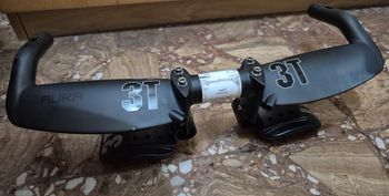 Used 3T Aura Pro Carbon TT Triathlon Aero Base Bar Handlebar Stealth 42cm bike — image 6 of 9