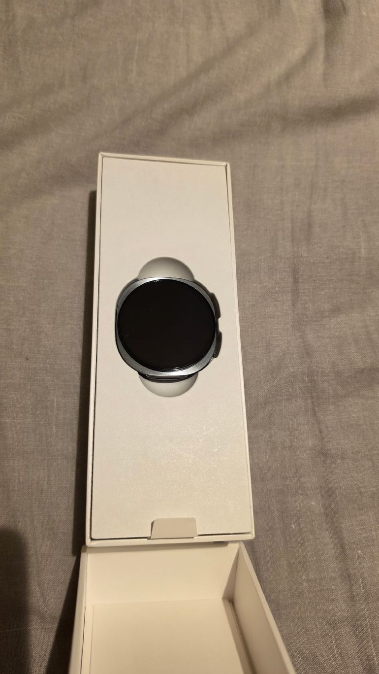 Used Samsung amsung SM L335F Galaxy Watch 8 2026 bike — image 2 of 4