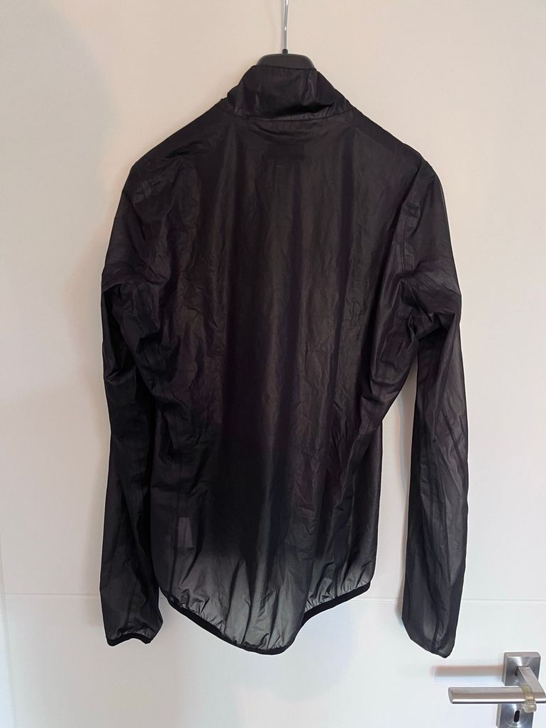 Used Sportful Aqua Light Jacket 2025 bike — image 2 of 3