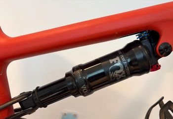 Used Fox Specialized Epic 8 Float SL Performance Elite Remote Up PTL Evol SV 2025 bike — image 3 of 3