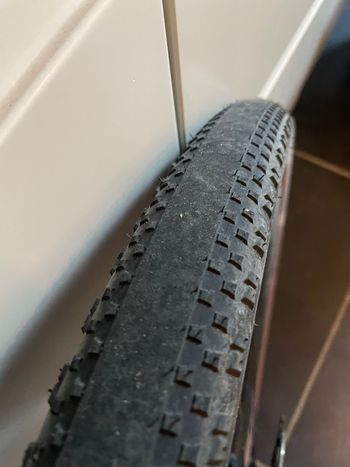 Used Hutchinson Caracal Race bike — image 3 of 5