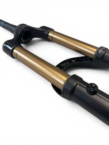 Used Fox 38 Factory Grip2 170mm 2022 bike — image 5 of 8