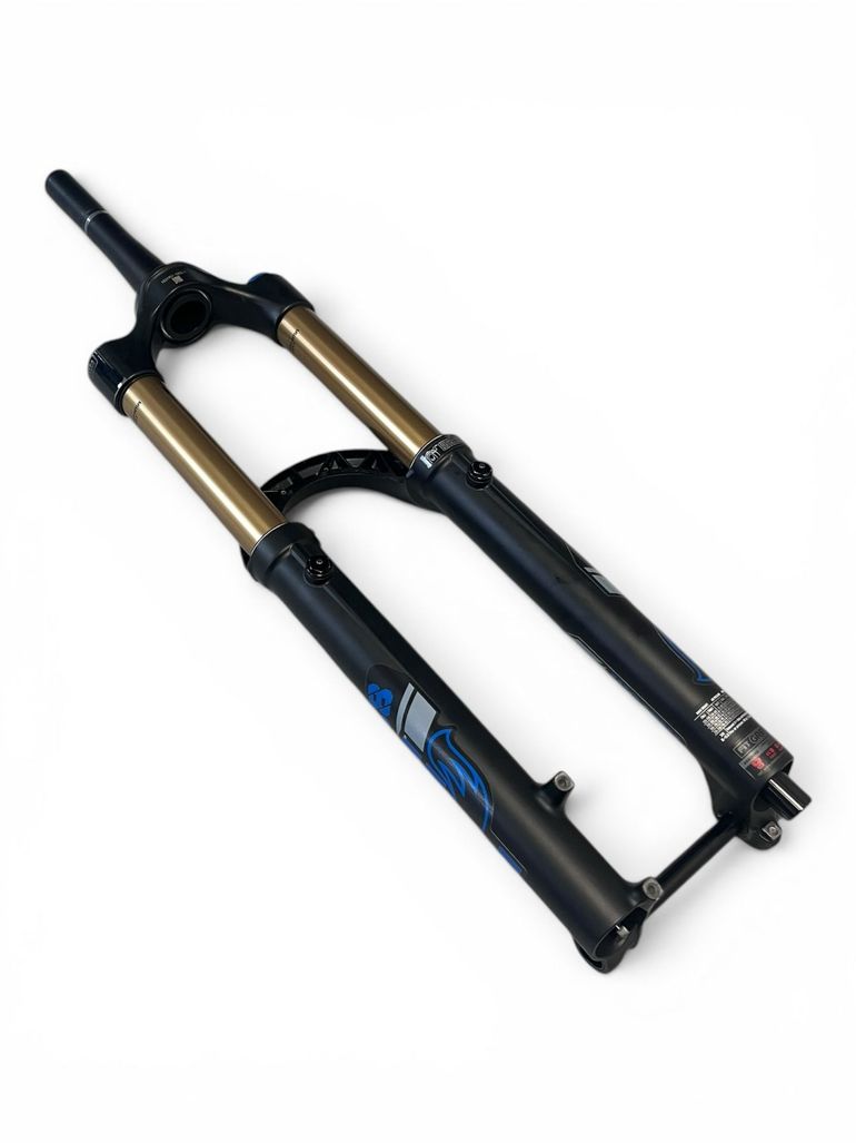Used Fox 38 Factory Grip2 170mm 2022 bike — image 8 of 8