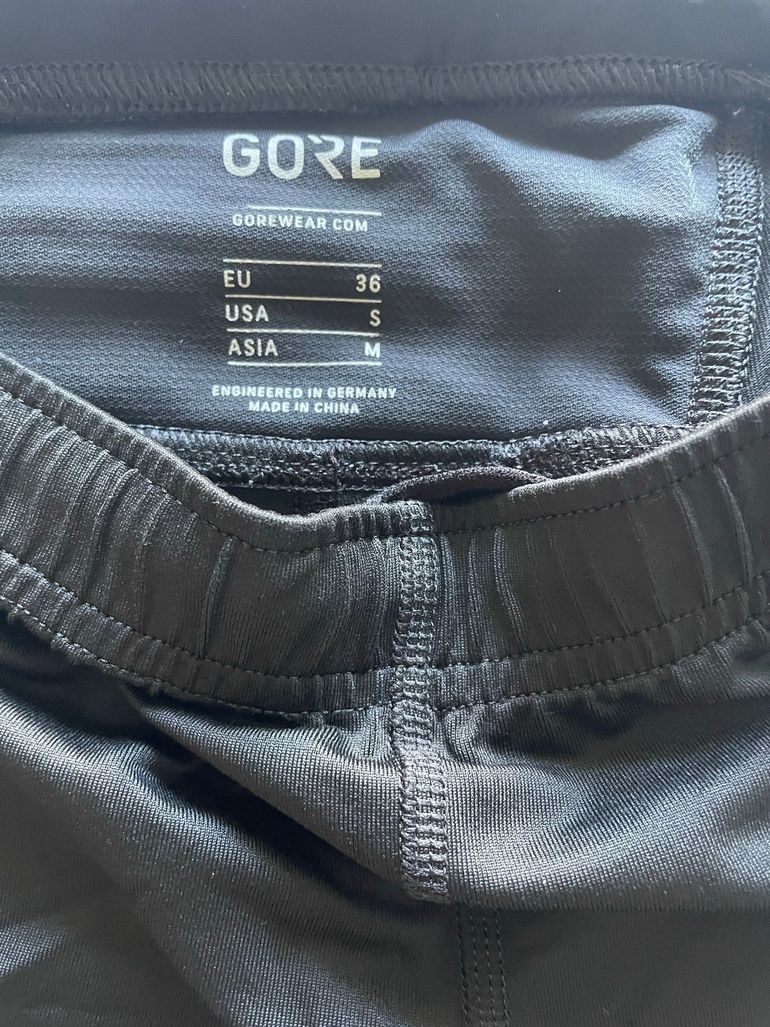 Used Gorewear Leggins 2024 bike — image 2 of 4