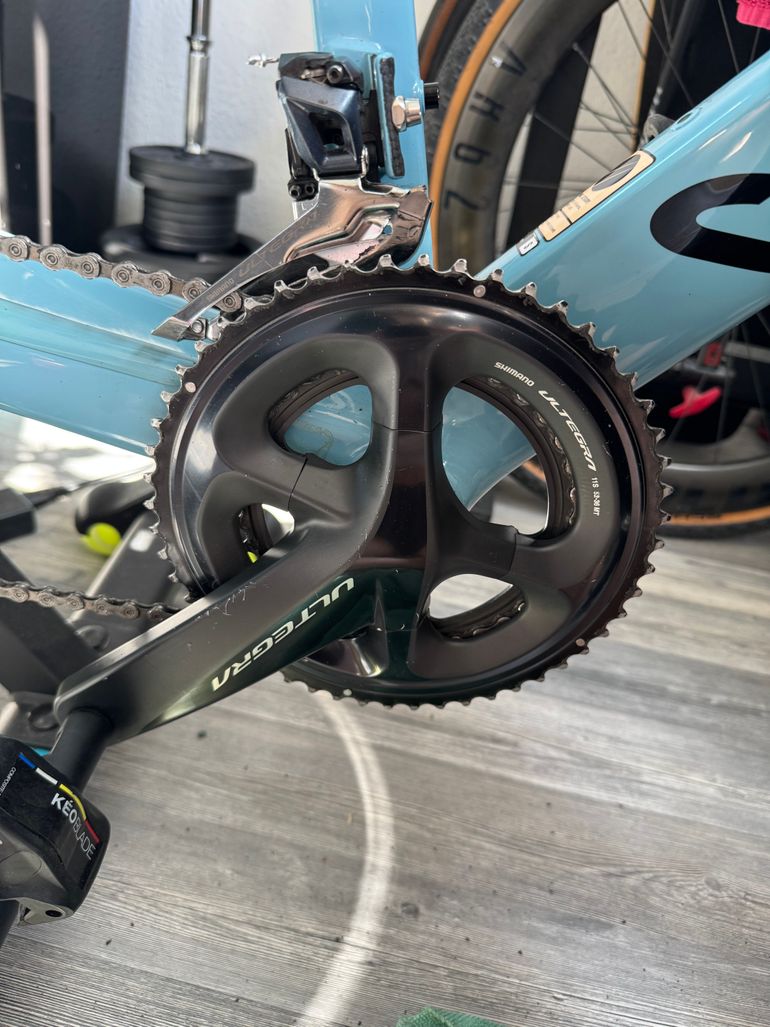 Used Shimano Ultegra R8020 11-speed Hydraulic Disc Brake Groupset bike — image 3 of 11