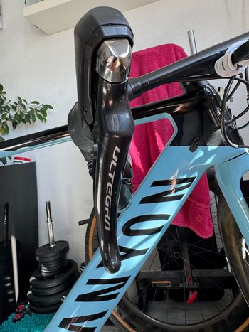 Used Shimano Ultegra R8020 11-speed Hydraulic Disc Brake Groupset bike — image 5 of 11
