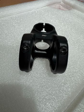 Used Oneup Stem 35x42mm 2025 bike — image 2 of 5