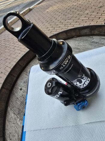 Used Fox DPX2 Shock bike — image 10 of 10