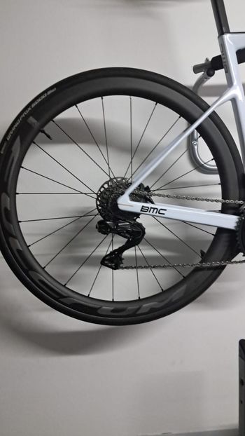 Used Fulcrum Speed 42 Team Edition 2025 bike — image 3 of 6