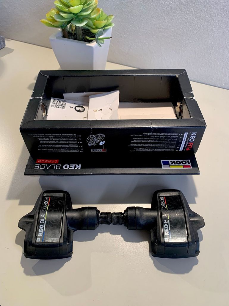 Used Look Keo Carbon Pedals bike — image 3 of 4