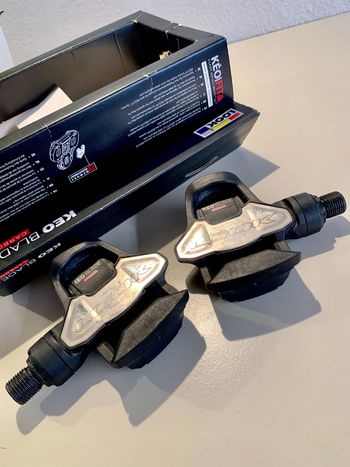 Used Look Keo Carbon Pedals bike