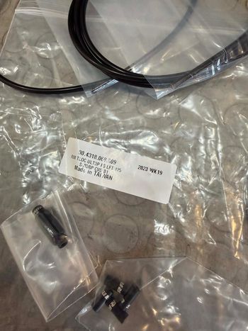 Used Sram rockshox twistloc 3 position ROCK SHOX bike — image 5 of 12
