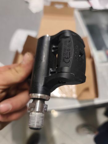 Used Garmin Rally Power Meter Pedals bike — image 4 of 4